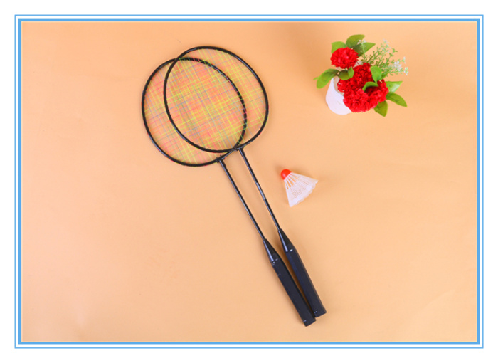 Badminton double racket 2 pieces of carbon racket set for adult beginner's super light training racket Badminton double racket 2 pieces of carbon racket set for adult beginner's super light training racket