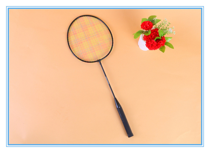 Badminton double racket 2 pieces of carbon racket set for adult beginner's super light training racket Badminton double racket 2 pieces of carbon racket set for adult beginner's super light training racket