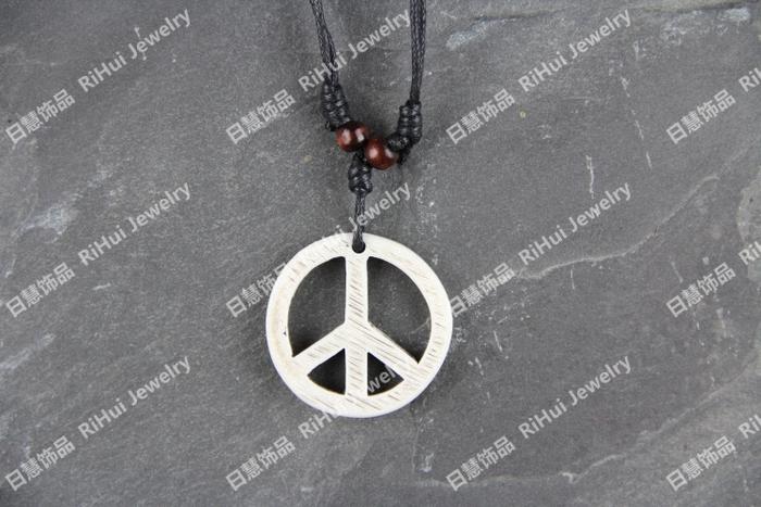 The Custom export cow ipads Buddha bead necklace cool geometric carved pendant world people anti - war peace X0407