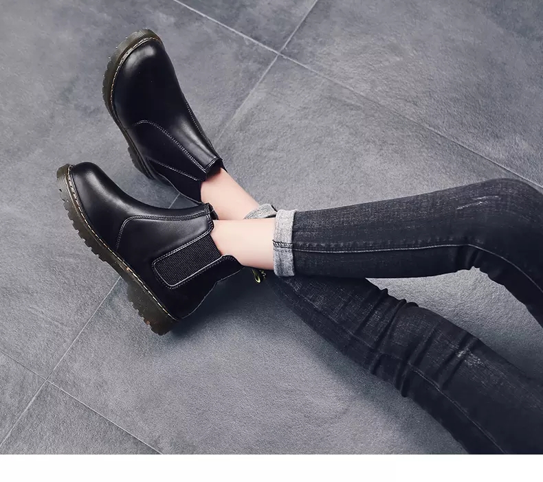 Autumn and winter Martin boots high help shoe boots woman worker outfit shoe big head shoe war Wolf