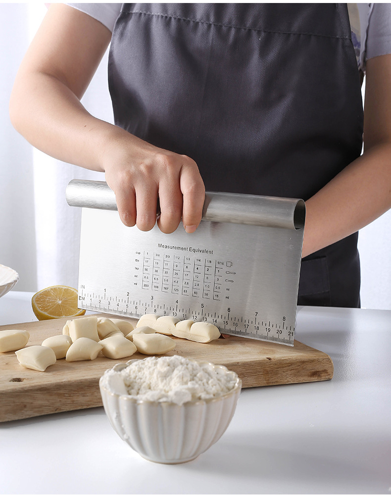 Wholesale with Scale Stainless Steel Dough Scraper Integrated Flour Cutter Rice Noodles Scraper Baking Tool Dough Shovel Wholesale with Scale Stainless Steel Dough Scraper Integrated Flour Cutter Rice Noodles Scraper Baking Tool Dough Shovel
