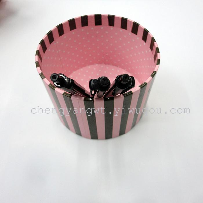 Sheng Yang pen pen notebook black ball point pens bar hotel room activated the simple ball-point pen Sheng Yang pen pen notebook black ball point pens bar hotel room activated the simple ball-point pen