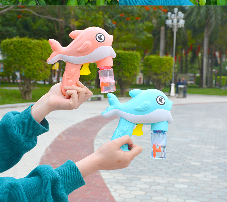 Tiktok Cartoon Dolphin Bubble Gun Children's Manual Pressing Inertia Bubble Machine Parent-Child Outdoor Stall Toy Tiktok Cartoon Dolphin Bubble Gun Children's Manual Pressing Inertia Bubble Machine Parent-Child Outdoor Stall Toy