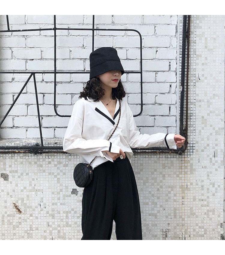 Autumn OL wind shirt black and white simple blouse female black and white Mosaic loose version off rotator cuff shirt female Autumn OL wind shirt black and white simple blouse female black and white Mosaic loose version off rotator cuff shirt female