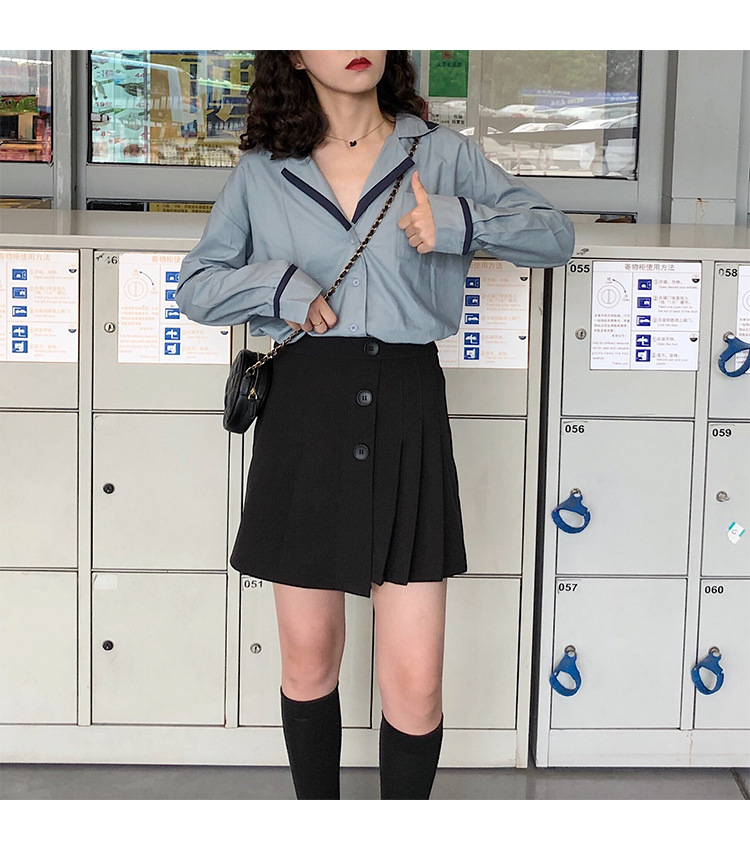 Autumn OL wind shirt black and white simple blouse female black and white Mosaic loose version off rotator cuff shirt female Autumn OL wind shirt black and white simple blouse female black and white Mosaic loose version off rotator cuff shirt female