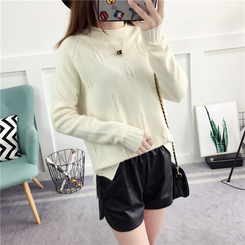Rolled edge half turtleneck sweater female pullover of autumn winter version of cuff loose short version of the bottom split sweater Rolled edge half turtleneck sweater female pullover of autumn winter version of cuff loose short version of the bottom split sweater