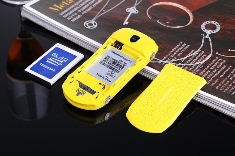 Car Phonef15 with Code Car Children's Cartoon Cool Horse Race Lamp Flip Mobile Phone for Students