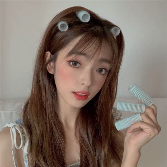 Do Not Hurt Hair Root Perm Root Fluffy Curl Head Fluffy Hair Curlers Small Self-Adhesive Hair Curler Artifact for a Lazy Hair Roller
