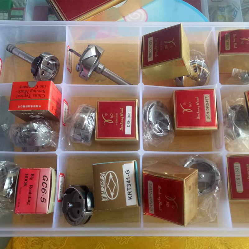 Synchronous Car Sewing Machine Accessories DSH2-B1H(6-5) Yiwu Baochuan Supply Synchronous Car Computer Flat Car Rotating Hook
