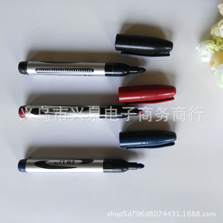 One Yuan Store Double Package Oily Marking Pen Office Culture and Education Pen Marker Pen Hook Line Pen Signature Pen One Yuan Store Double Package Oily Marking Pen Office Culture and Education Pen Marker Pen Hook Line Pen Signature Pen