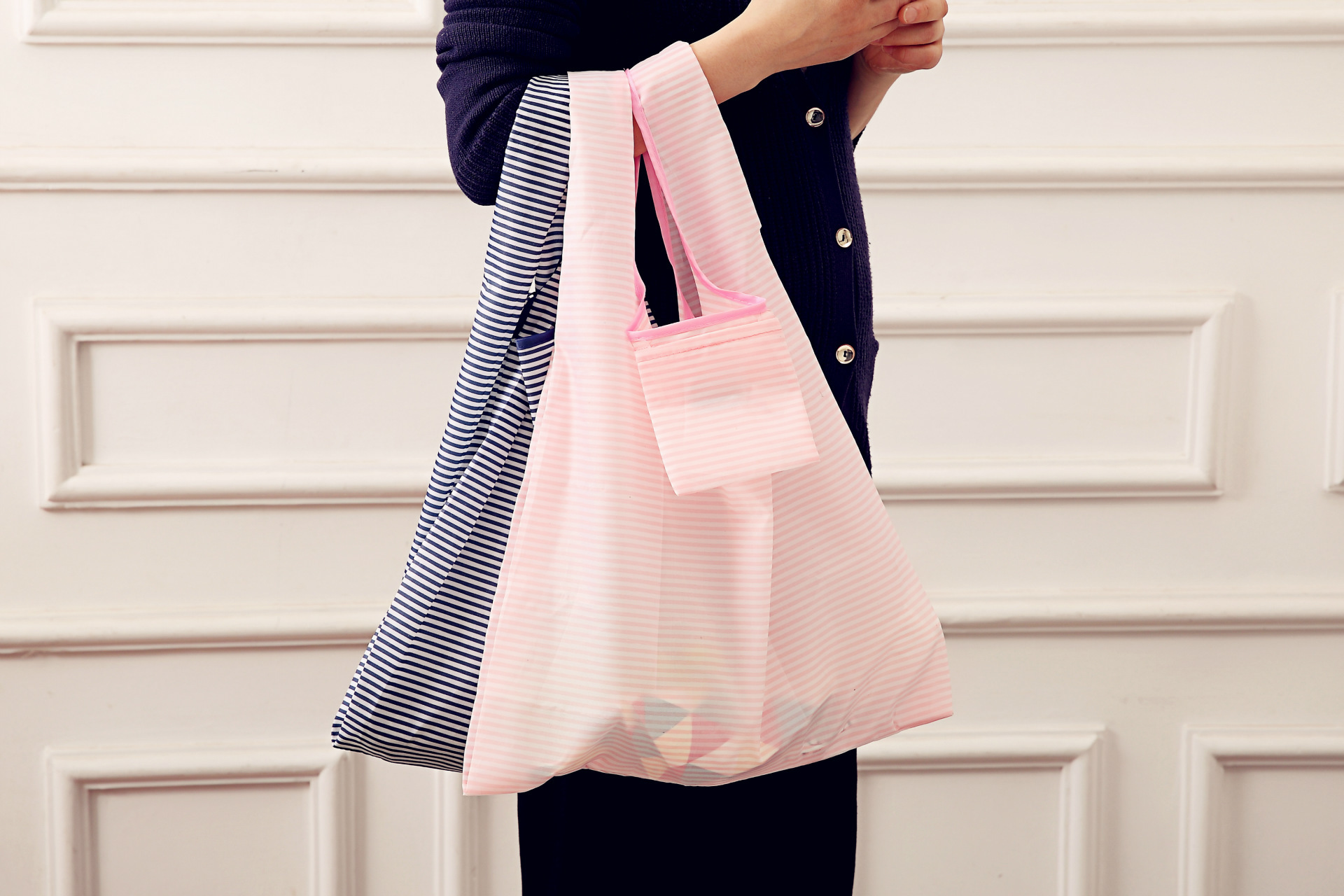 Folding Shopping Bag Portable Environmental Protection Bag Waterproof Bag Oxford Cloth Can Store Custom Printed Logo Folding Shopping Bag Portable Environmental Protection Bag Waterproof Bag Oxford Cloth Can Store Custom Printed Logo