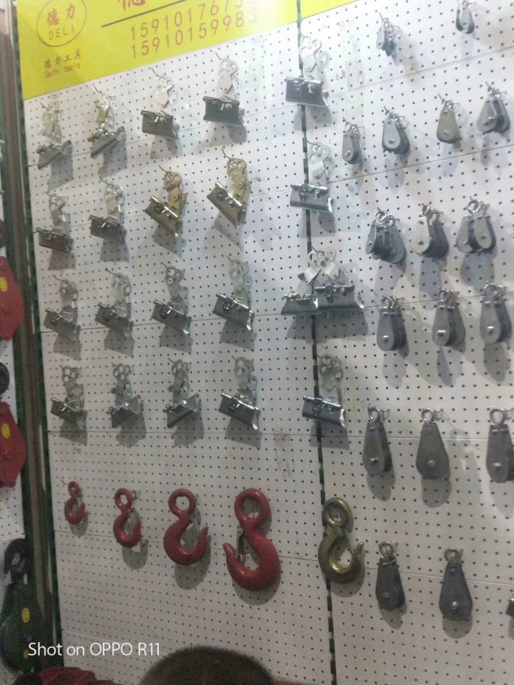 Manufacturers direct good quality variety of pulley, self-locking device