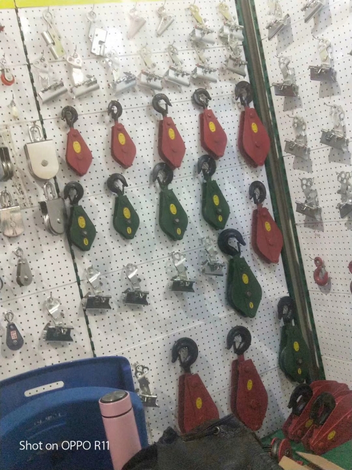 Manufacturers direct good quality variety of pulley, self-locking device