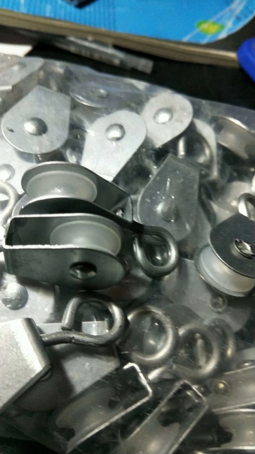 Manufacturers direct good quality variety of pulley, self-locking device Manufacturers direct good quality variety of pulley, self-locking device