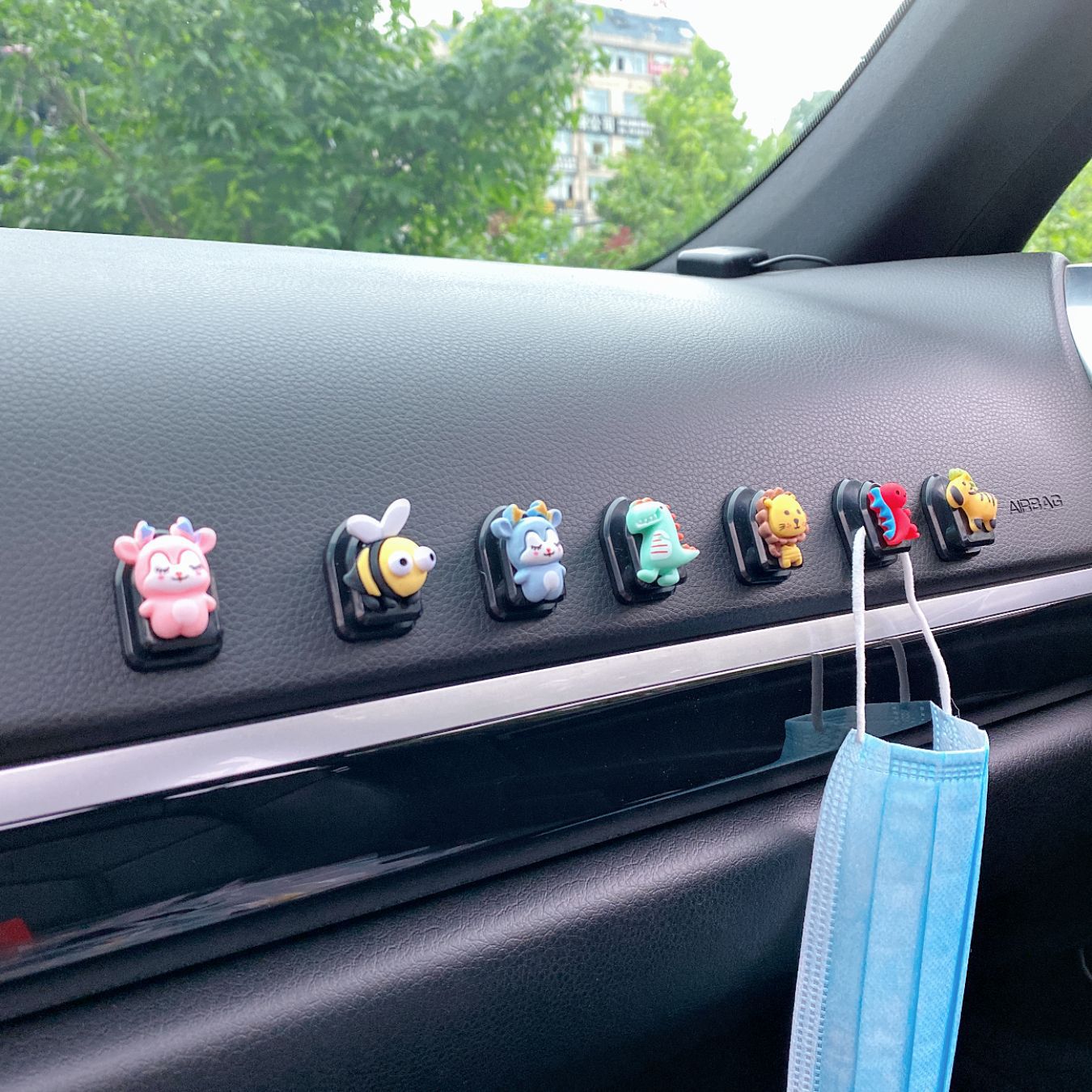 Car Hook Creative Cute Car Hook Adhesive Multi-Functional Mini Small Hook Car Seat Back Hook