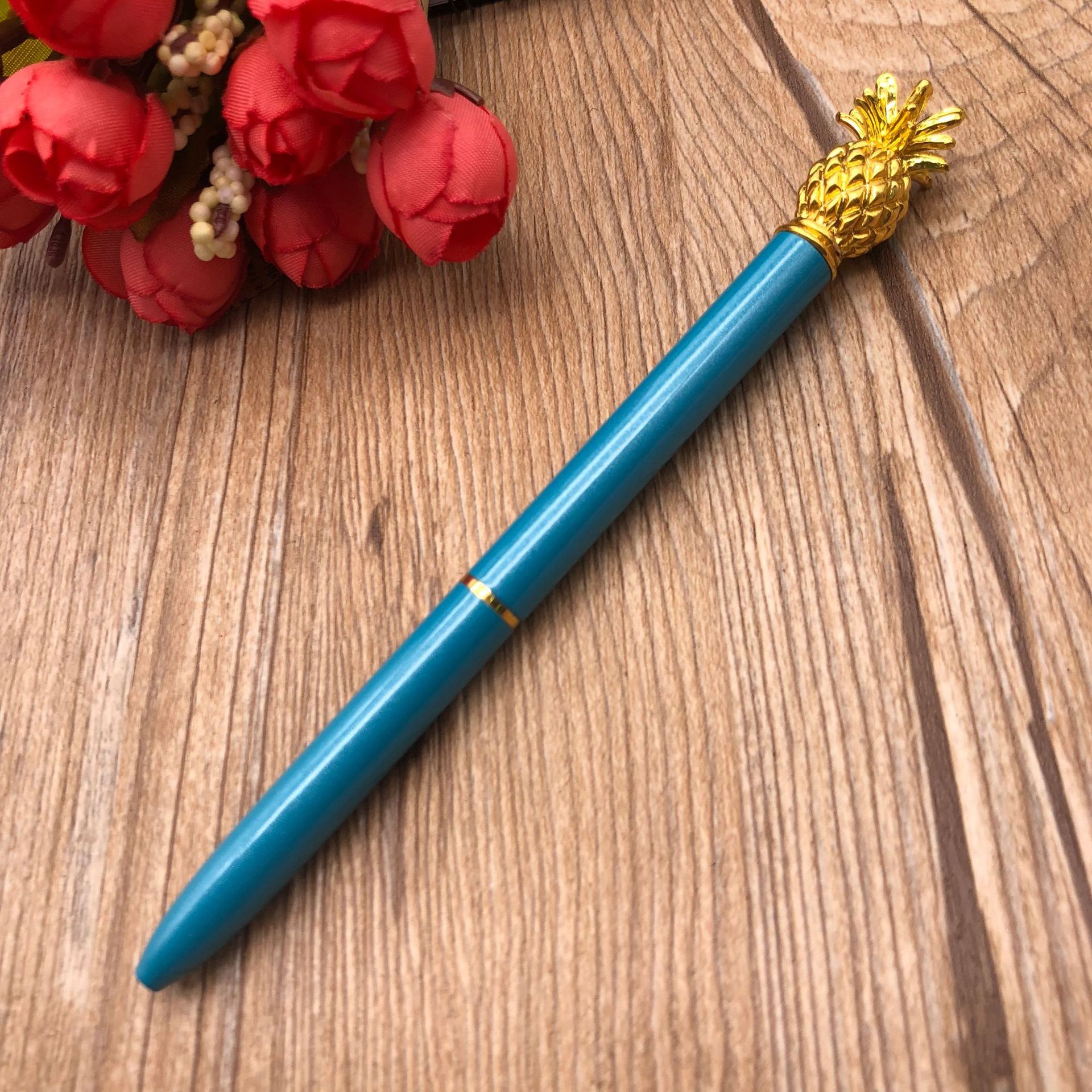 Cross-Border Supply Factory Wholesale Pineapple Pen Metal Ball Point Pen Rotary Gift Advertising Marker Spot Customizable Logo Cross-Border Supply Factory Wholesale Pineapple Pen Metal Ball Point Pen Rotary Gift Advertising Marker Spot Customizable Logo