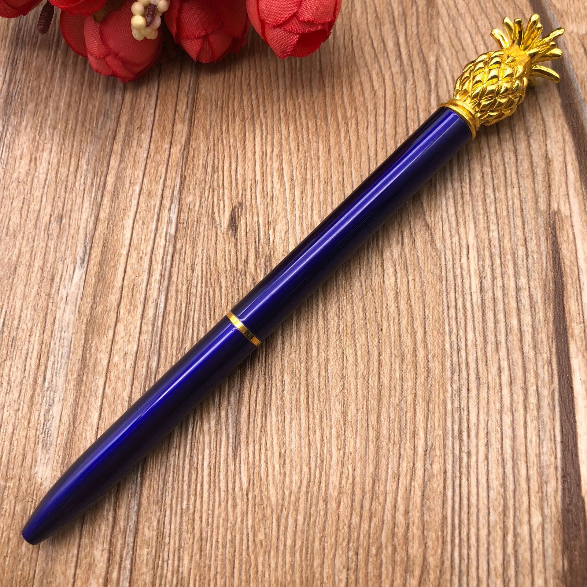 Cross-Border Supply Factory Wholesale Pineapple Pen Metal Ball Point Pen Rotary Gift Advertising Marker Spot Customizable Logo Cross-Border Supply Factory Wholesale Pineapple Pen Metal Ball Point Pen Rotary Gift Advertising Marker Spot Customizable Logo