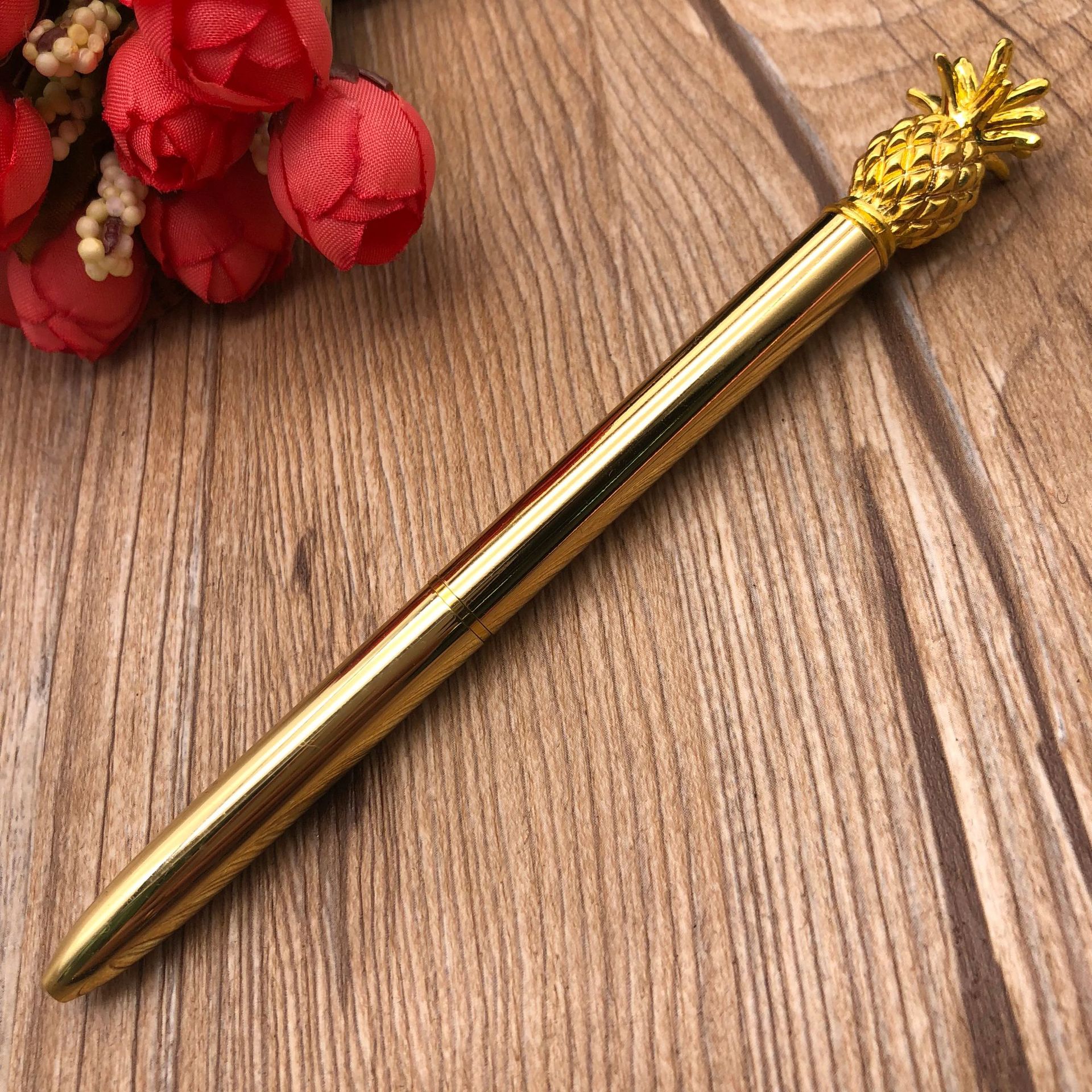 Cross-Border Supply Factory Wholesale Pineapple Pen Metal Ball Point Pen Rotary Gift Advertising Marker Spot Customizable Logo Cross-Border Supply Factory Wholesale Pineapple Pen Metal Ball Point Pen Rotary Gift Advertising Marker Spot Customizable Logo