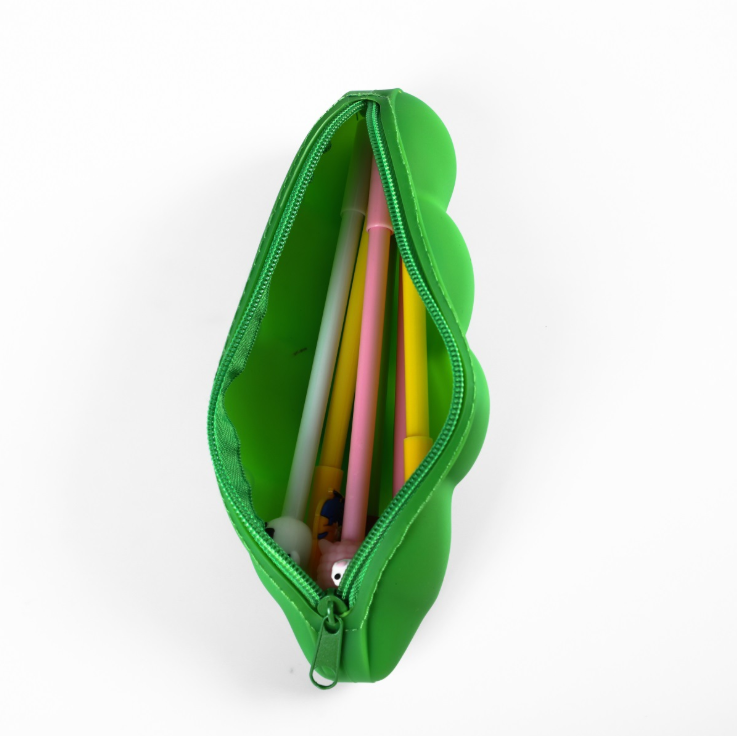 Silicone pencil bag fruit and vegetable simulation pencil bag banana green onion pen bag pea pineapple