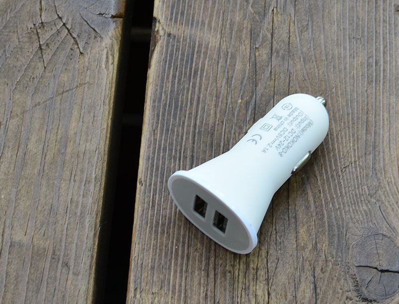 Car Charger Small Horn Car Charger Mobile Phone Universal 2.1a Dual USB Multi-Functional Car Recharger Frosted