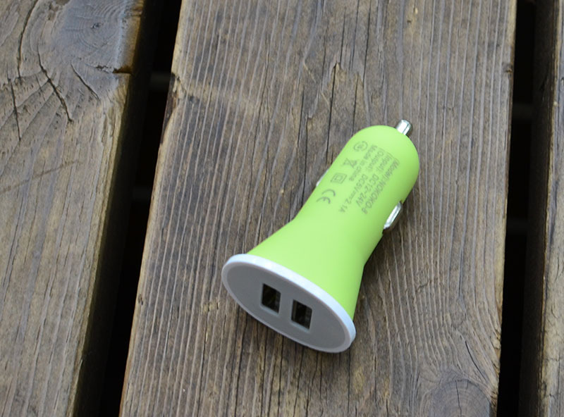 Car Charger Small Horn Car Charger Mobile Phone Universal 2.1a Dual USB Multi-Functional Car Recharger Frosted