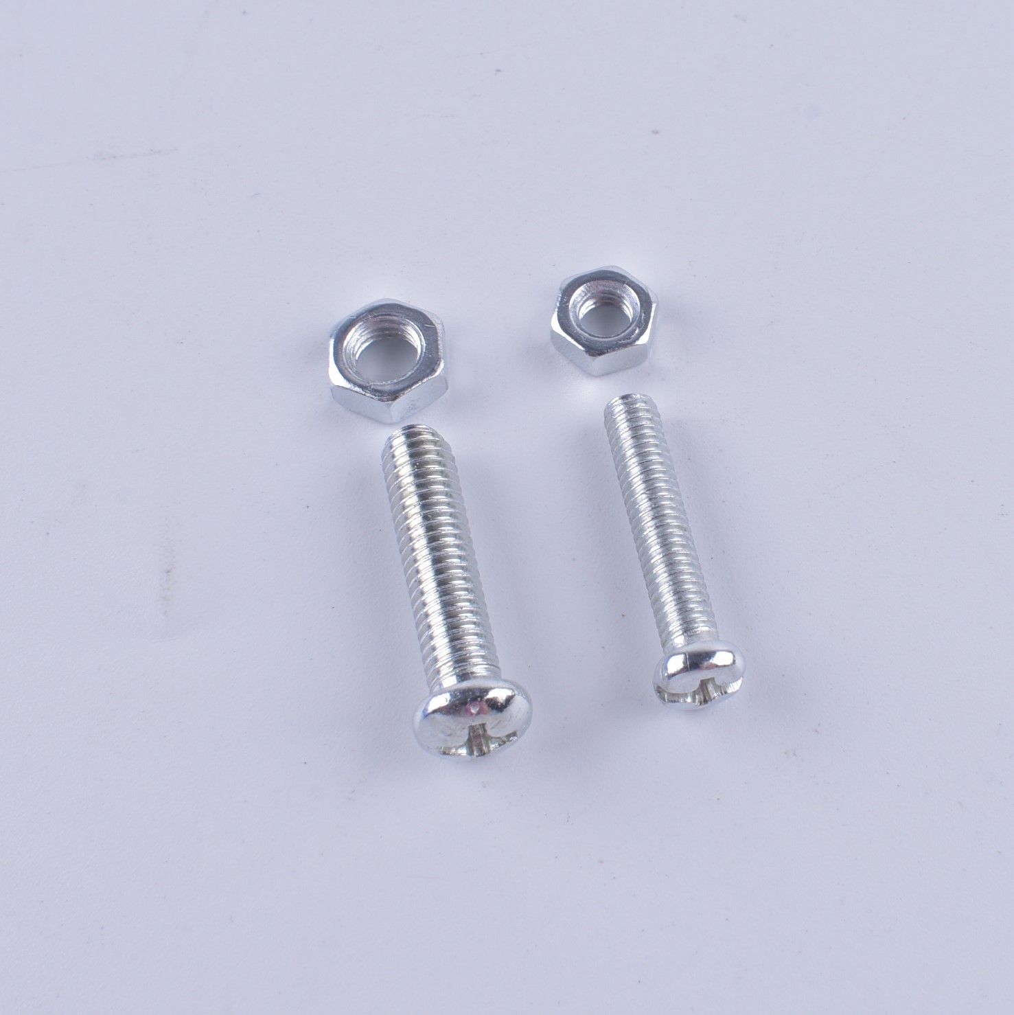 Hardware fasteners blister pack 16pcs machine screw and nut set M5*40