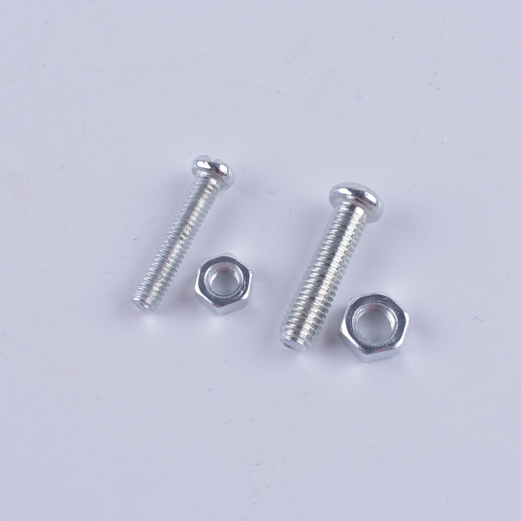 Hardware fasteners blister pack 16pcs machine screw and nut set M5*40