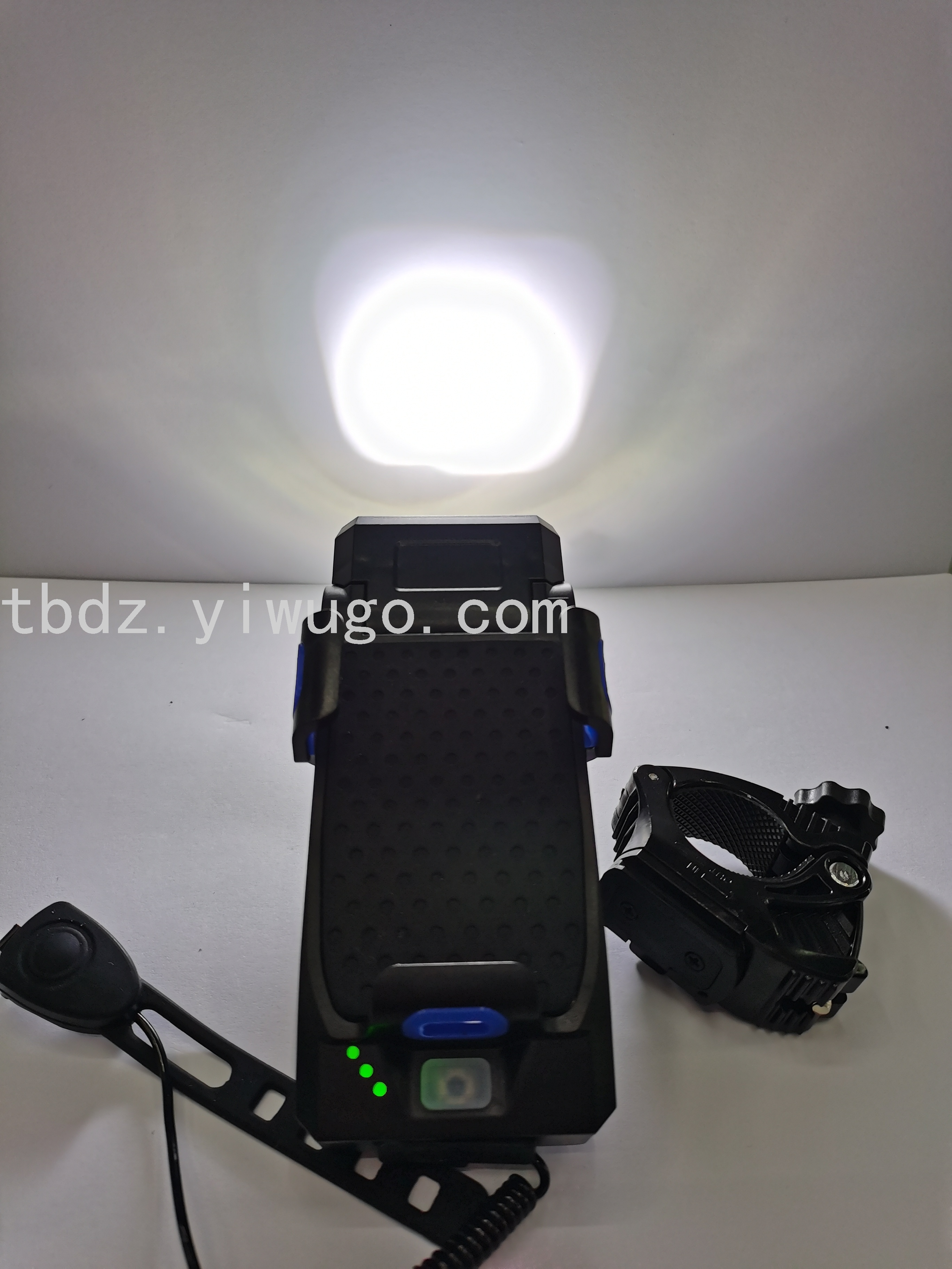 New Mobile Phone Bracket Car Light, USB Charging Horn Light, Riding Light Cycling Fixture