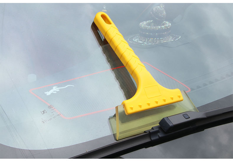 New Car Supplies Car Supplies Short Handle Beef Tendon Scraper Widening Shovel Surface Snow Shovel Film Wiper Tool R-3109