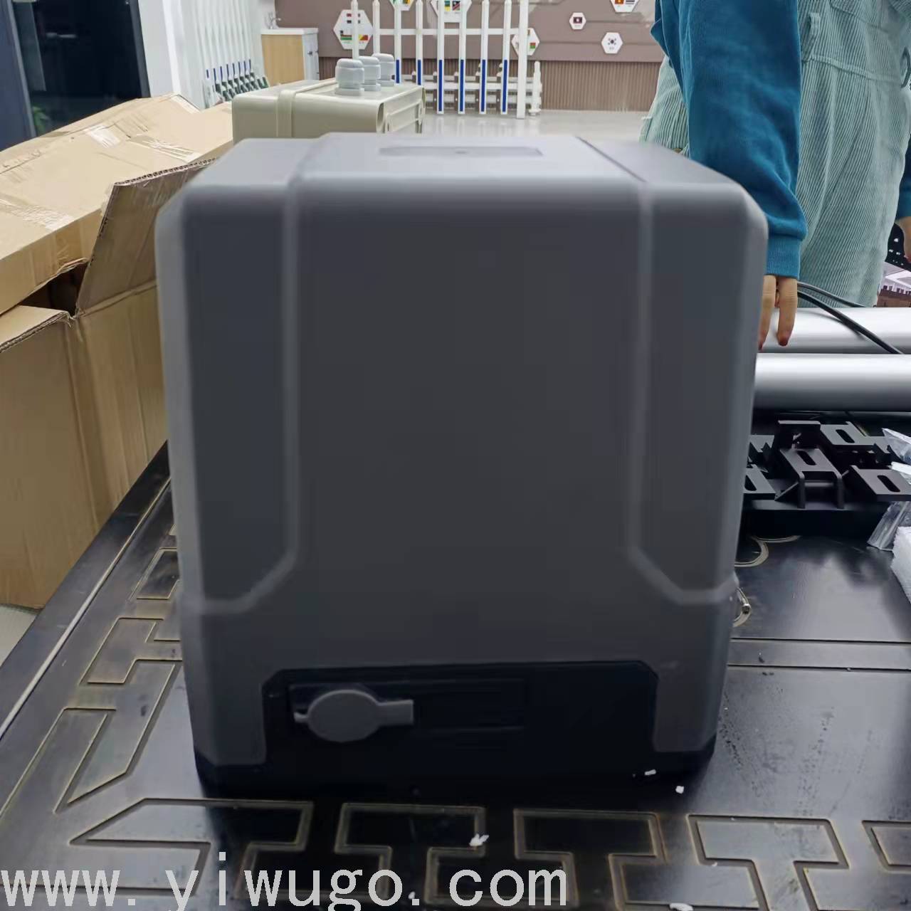 Factory Direct Sales Door Opener Sliding Gate Motor Remote Control Door Opener Automatic Door Opener