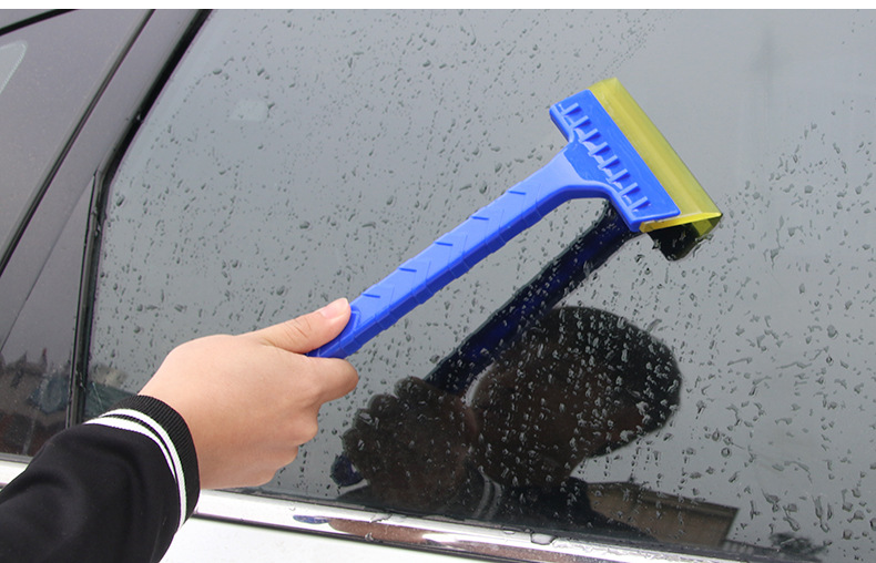 Car Supplies Long Handle Beef Tendon Wiper Snow Shovel Ice Scoop Snow Scrapper with Snow Trough Snow Shovel Does Not Hurt Car Paint R-3111