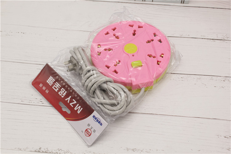 Electric socket board circular plug plastic mobile terminal board all three hole socket wholesale yiwu daily necessities