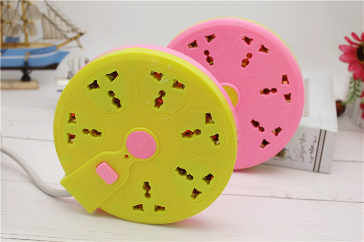 Electric socket board circular plug plastic mobile terminal board all three hole socket wholesale yiwu daily necessities