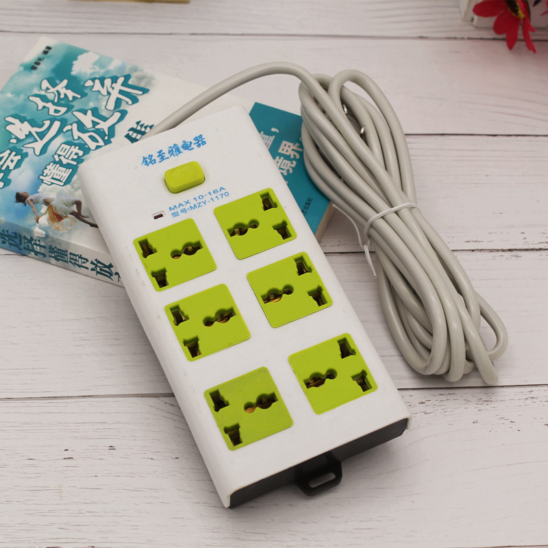 The terminal strip line computer is a multi-function plug - in connector socket.