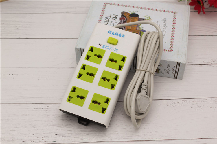 The terminal strip line computer is a multi-function plug - in connector socket. The terminal strip line computer is a multi-function plug - in connector socket.