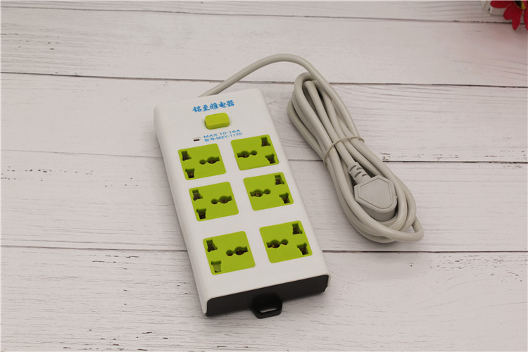 The terminal strip line computer is a multi-function plug - in connector socket. The terminal strip line computer is a multi-function plug - in connector socket.