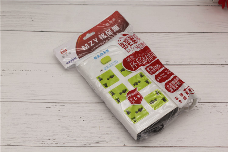 The terminal strip line computer is a multi-function plug - in connector socket. The terminal strip line computer is a multi-function plug - in connector socket.