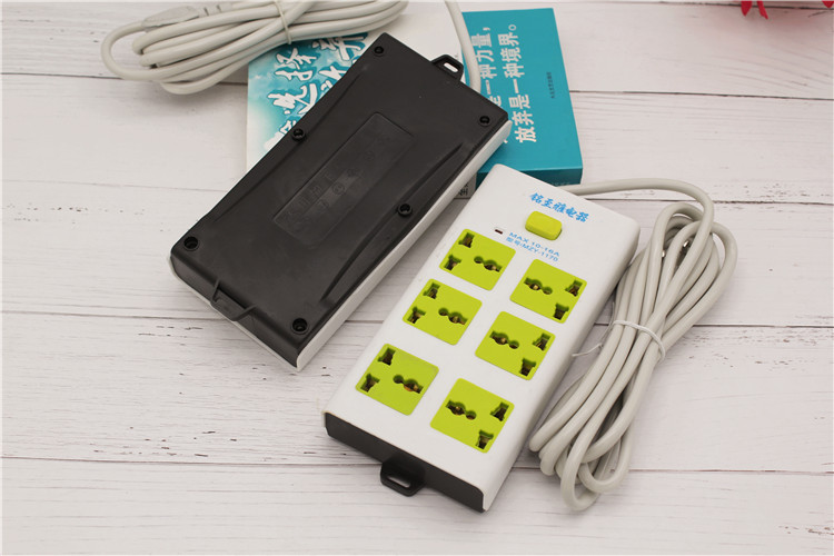 The terminal strip line computer is a multi-function plug - in connector socket. The terminal strip line computer is a multi-function plug - in connector socket.