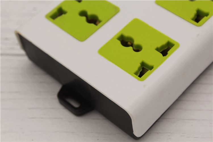 The terminal strip line computer is a multi-function plug - in connector socket. The terminal strip line computer is a multi-function plug - in connector socket.