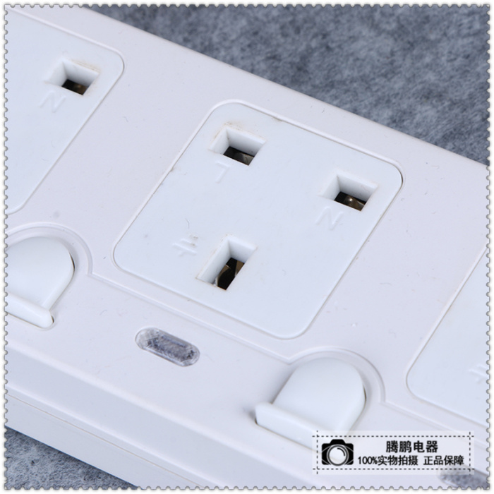 Intelligent USB plug socket multi-purpose multi-hole plug board with switch terminal board drag wire board