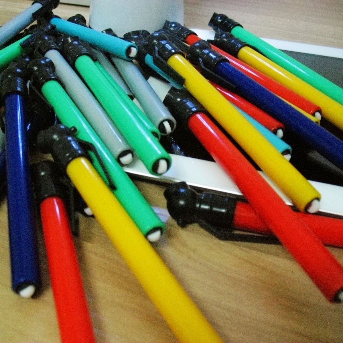 14cm Tire Pressure Pen 11G Pen Type Tire Pressure Gauge Tire Pressure Gauge Portable Tire Pressure Monitoring Mixed Gift
