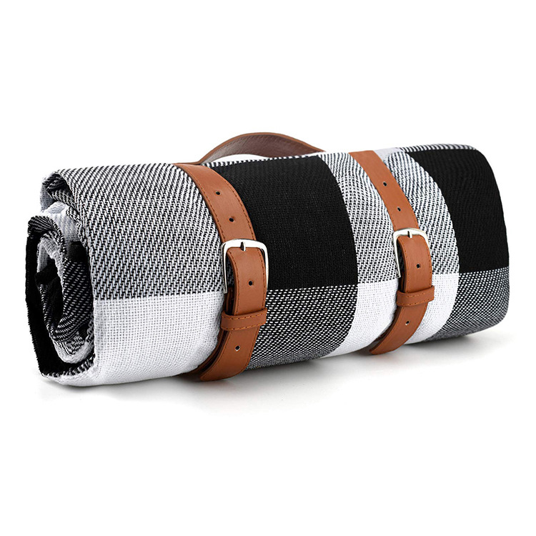 Spot Thickened Leather Strap Picnic Mat Outdoor Beach Moisture Proof Pad Tent Camping Mat Ins Style Picnic Blanket Spot Thickened Leather Strap Picnic Mat Outdoor Beach Moisture Proof Pad Tent Camping Mat Ins Style Picnic Blanket