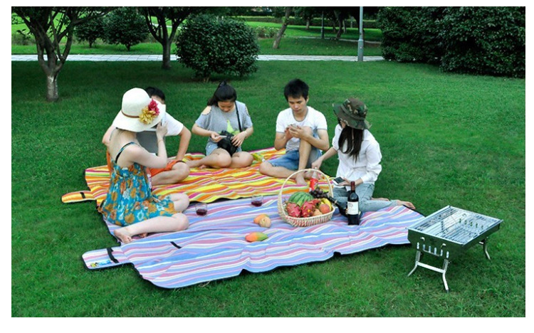 Manufacturer direct suede waterproof picnic mat outdoor camping blanket folding picnic wholesale Manufacturer direct suede waterproof picnic mat outdoor camping blanket folding picnic wholesale