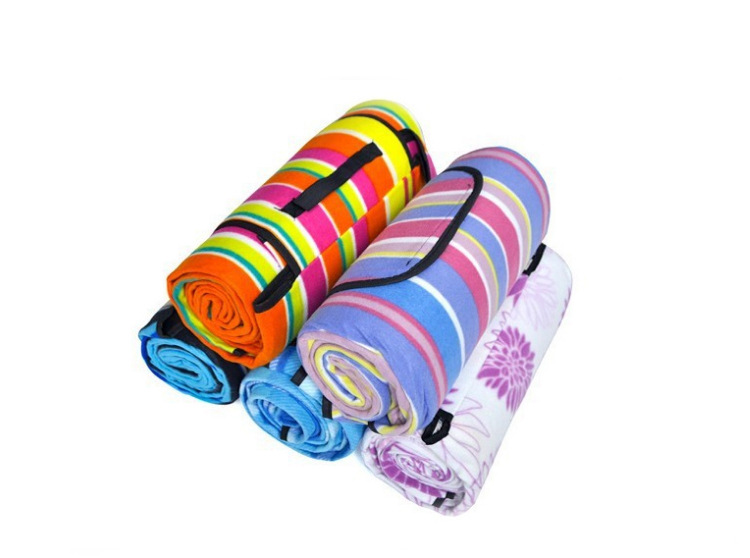 Manufacturer direct suede waterproof picnic mat outdoor camping blanket folding picnic wholesale Manufacturer direct suede waterproof picnic mat outdoor camping blanket folding picnic wholesale