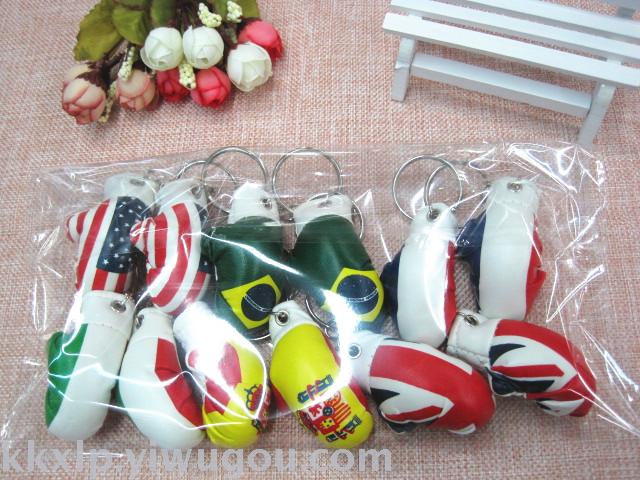 Imitation boxing gloves key ring pendant wholesale sports goods boxing gloves key ring boxing glove box factory Imitation boxing gloves key ring pendant wholesale sports goods boxing gloves key ring boxing glove box factory