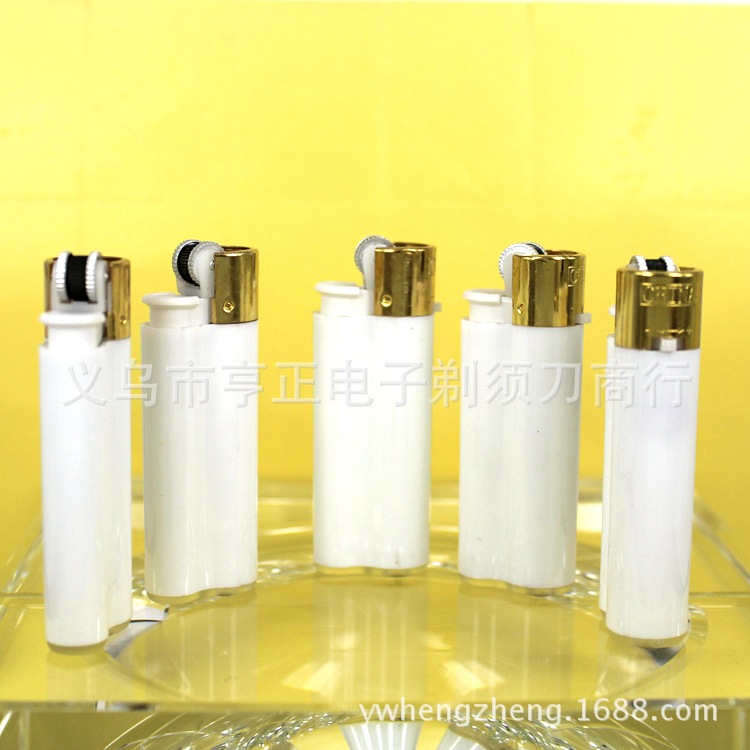 2017 Creative Grinding Wheel Gold Cover Flame Lighter Genuine Explosion-Proof Disposable Lighter Factory Wholesale 2017 Creative Grinding Wheel Gold Cover Flame Lighter Genuine Explosion-Proof Disposable Lighter Factory Wholesale