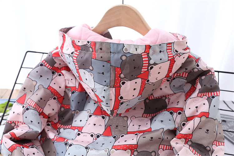 Winter New Multi-Color Cartoon Medium and Large Children Thickened Cotton Lining Outdoor Jacket Coat Winter New Multi-Color Cartoon Medium and Large Children Thickened Cotton Lining Outdoor Jacket Coat