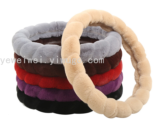Cross-Border Factory Wholesale Car Steering Wheel Cover Winter Rabbit Fur Spiral Comfortable Universal Men and Women Warm Car Steering Wheel Cover