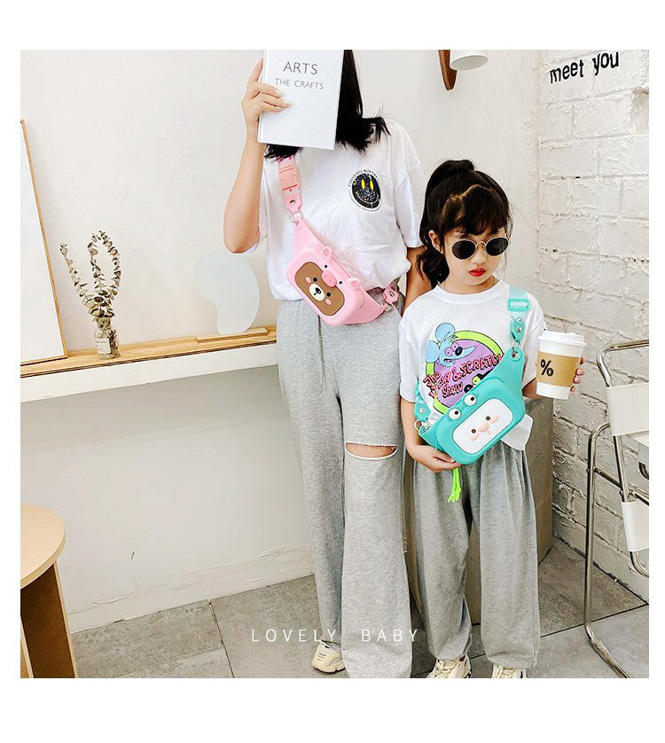 Children's Silicone Waist Bag Female Parent-Child Fashion Crossbody Chest Bag 2020 New Girl Cute Shoulder Bag Accessory Bag Children's Silicone Waist Bag Female Parent-Child Fashion Crossbody Chest Bag 2020 New Girl Cute Shoulder Bag Accessory Bag