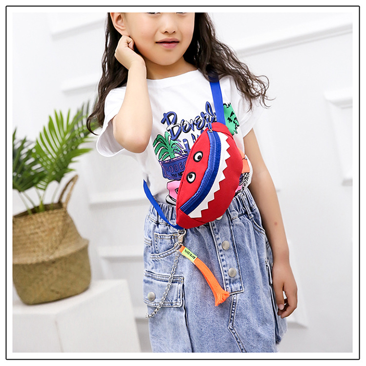 2021 New Cartoon Korean Style Children's Chest Pack Canvas Embroidered Baby Crossbody Bag Shark Children Smiley Waist Bag 2021 New Cartoon Korean Style Children's Chest Pack Canvas Embroidered Baby Crossbody Bag Shark Children Smiley Waist Bag